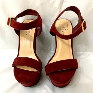 Burgundy Wedges